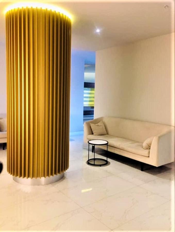 Sea Side Aparthotel In Orbi Complex Batumi Bagian luar foto