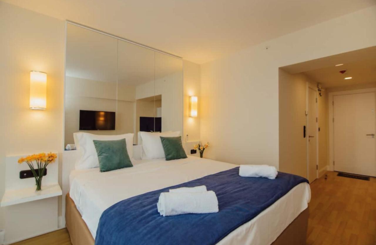 Sea Side Aparthotel In Orbi Complex Batumi Bagian luar foto